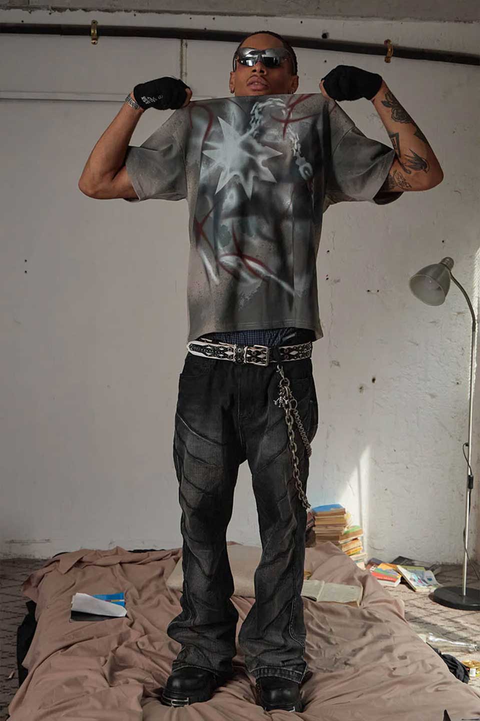 Meteor Hammer Abstract Graffiti T-Shirt