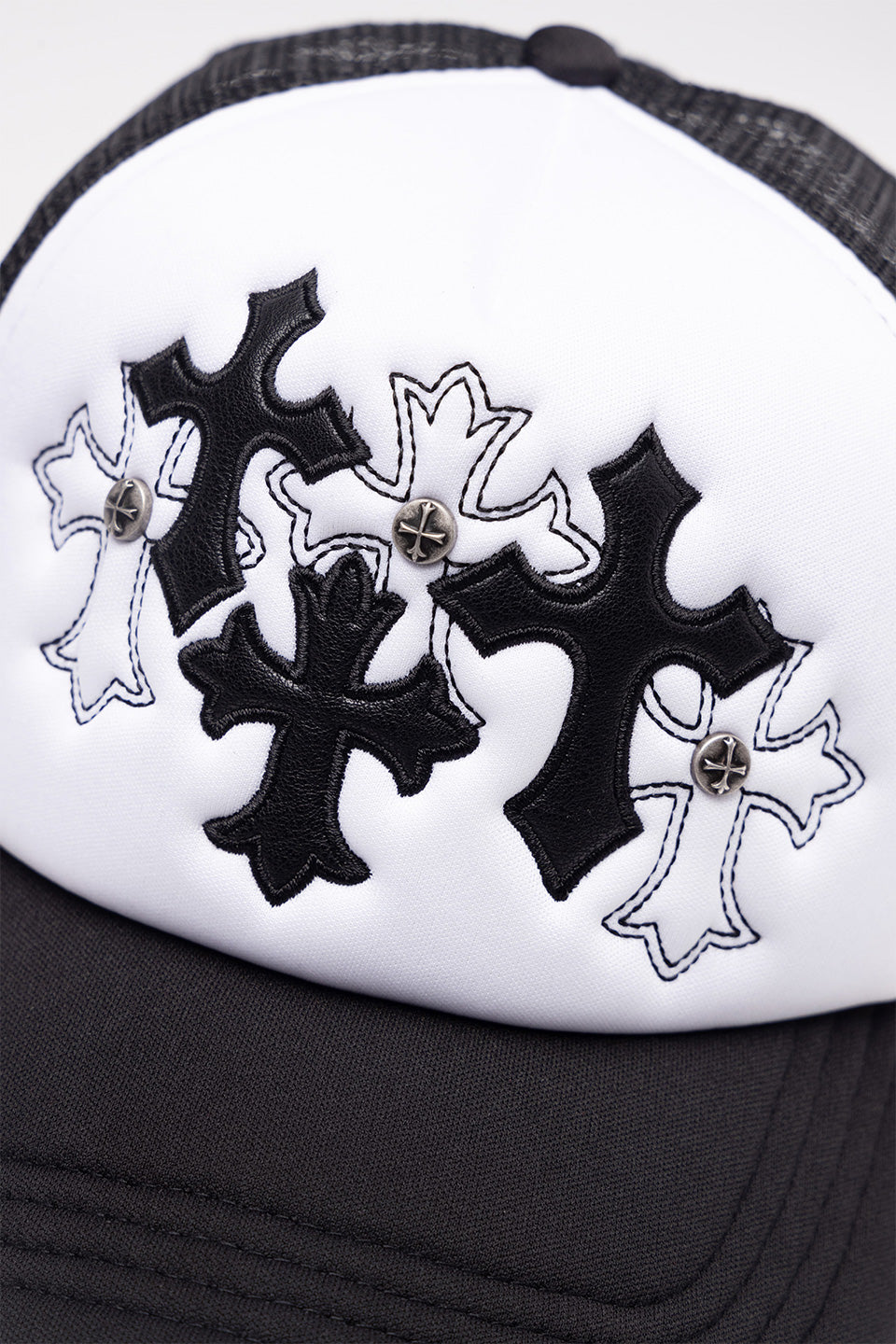 Multiple Cross Mesh Cap