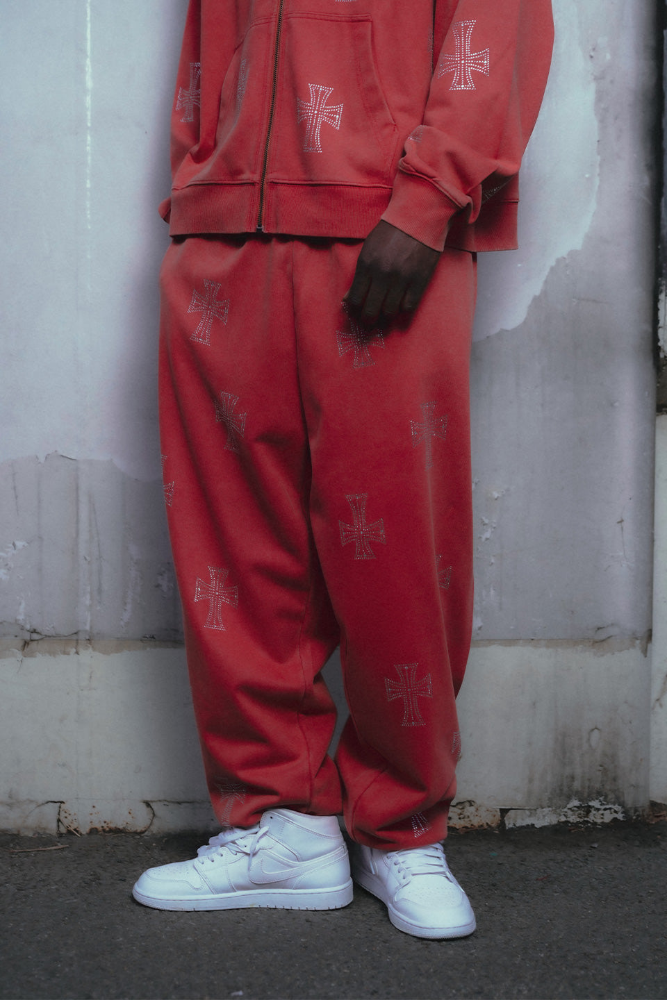 Outline Cross Rhinestone Sweat Pants