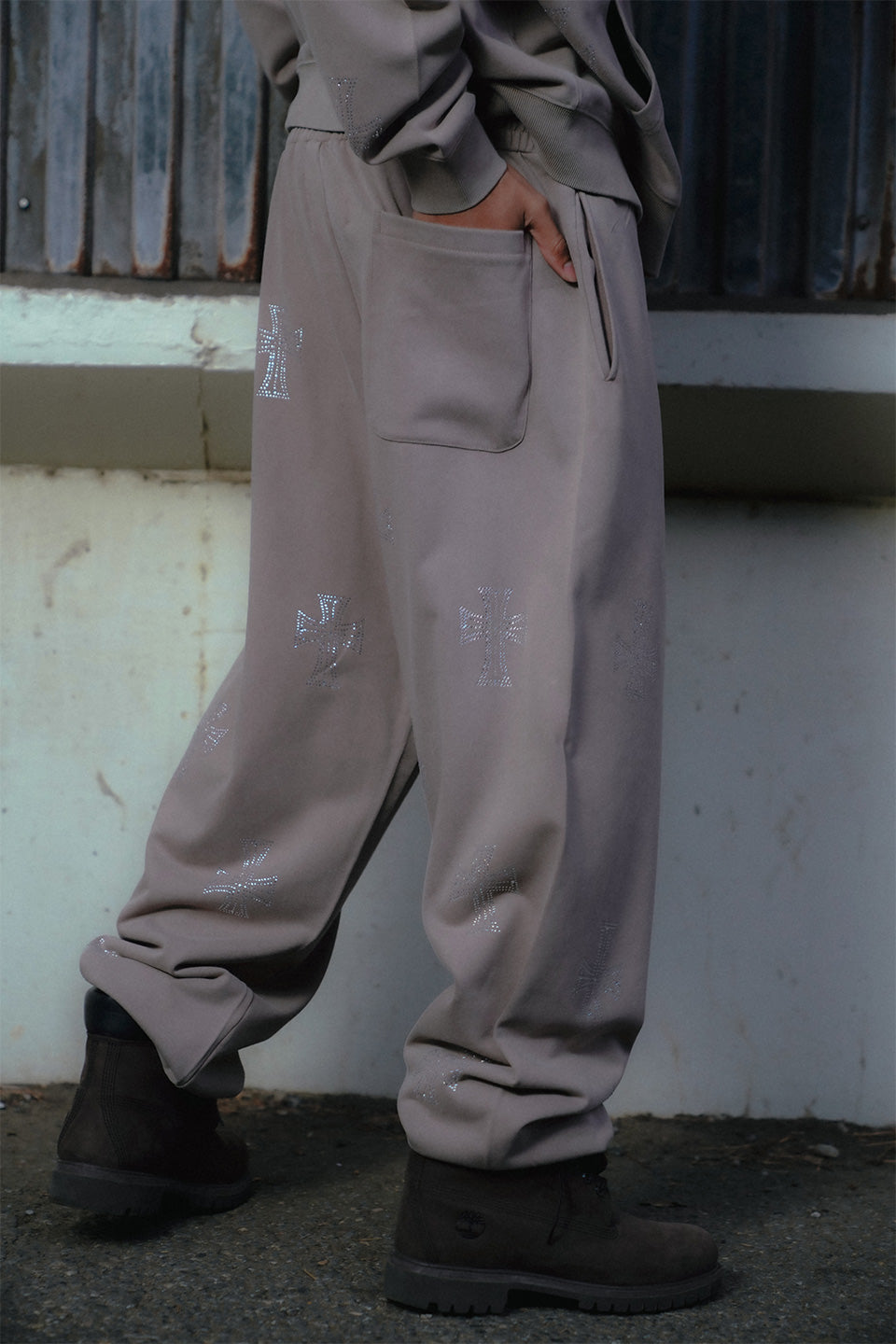 Outline Cross Rhinestone Sweat Pants