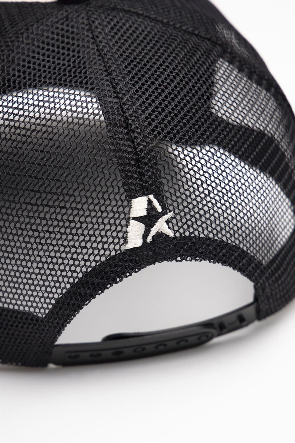 Circle Logo Mesh Cap