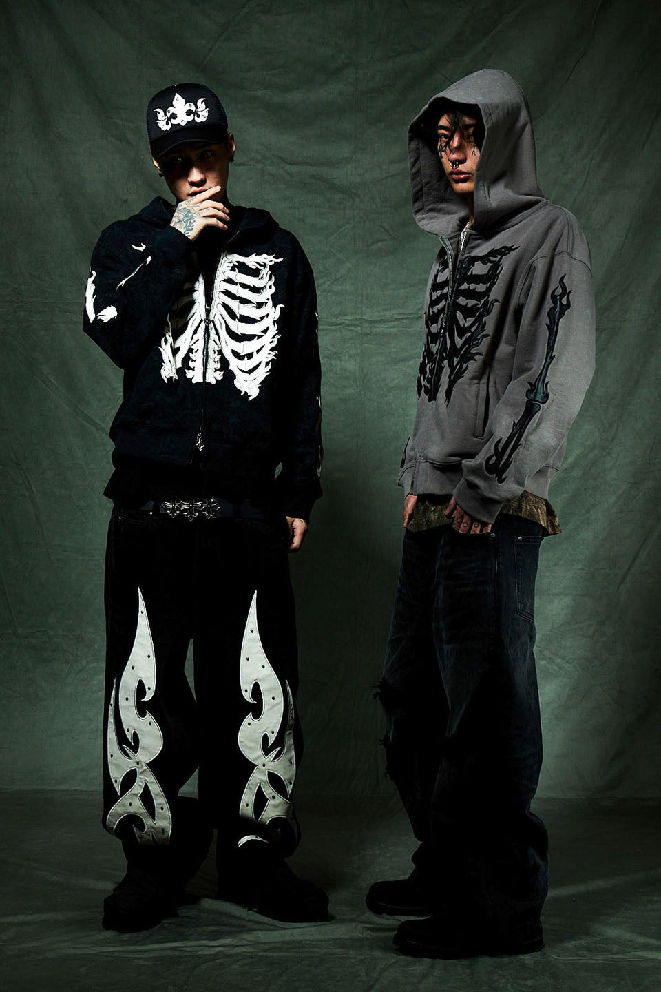 【一部予約販売】Fire Bones Leather Patch Zip Hoodie