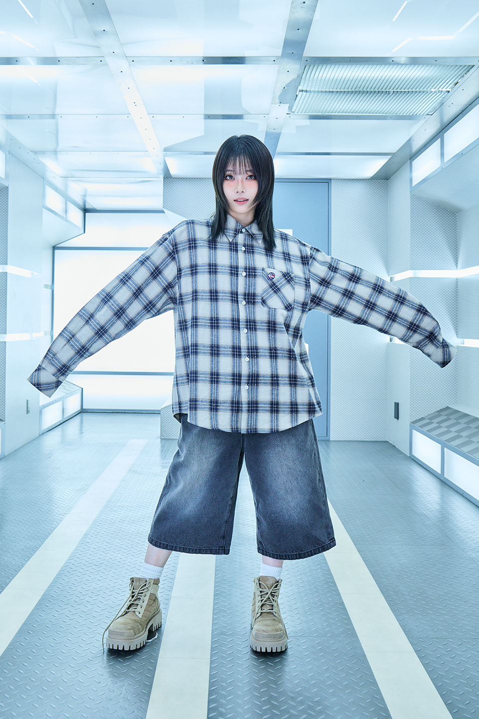 【I don't go to the moon】Moon Rhinestone Baggy Denim Shorts