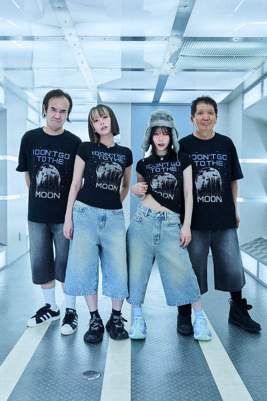 【I don't go to the moon】Moon Rhinestone Baggy Denim Shorts