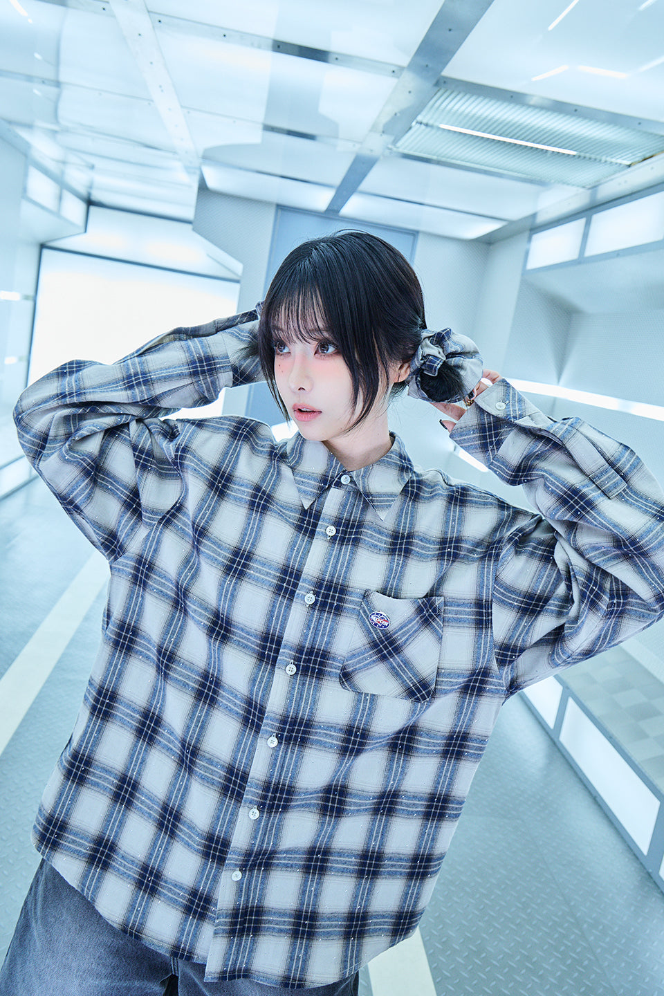 【I don't go to the moon】 Rhinestone Check Shirt