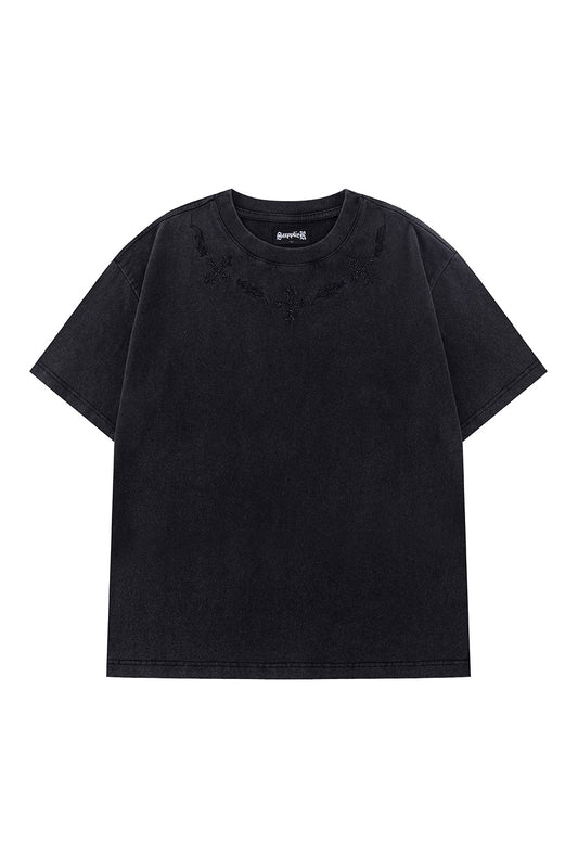 Vintage Wash Cross Necklace Tee
