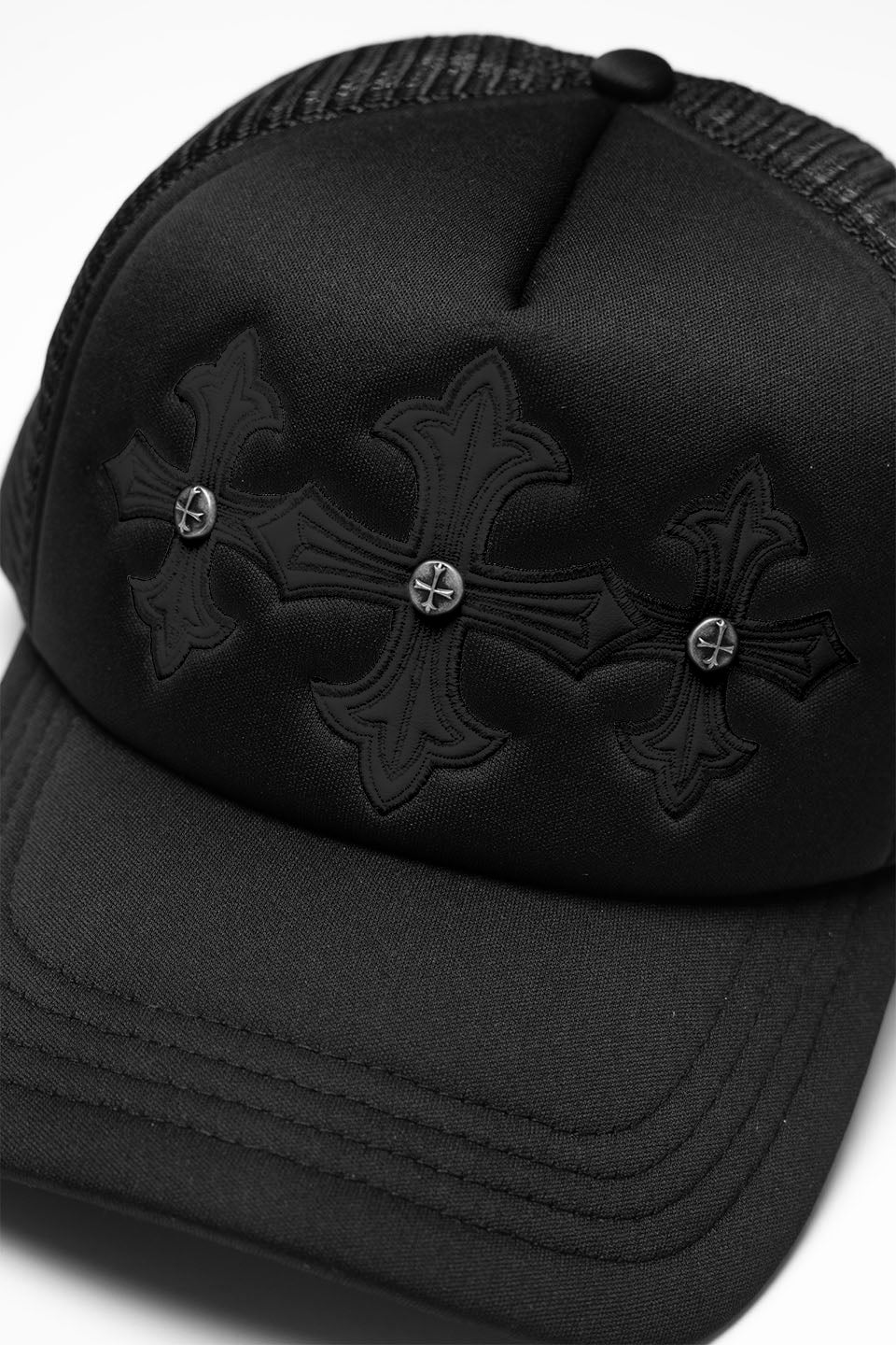 【予約商品】Triple Black Cross Leather Patch Mesh Cap【9月中旬お届け】
