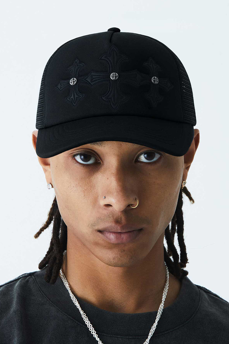 【予約商品】Triple Black Cross Leather Patch Mesh Cap【9月中旬お届け】
