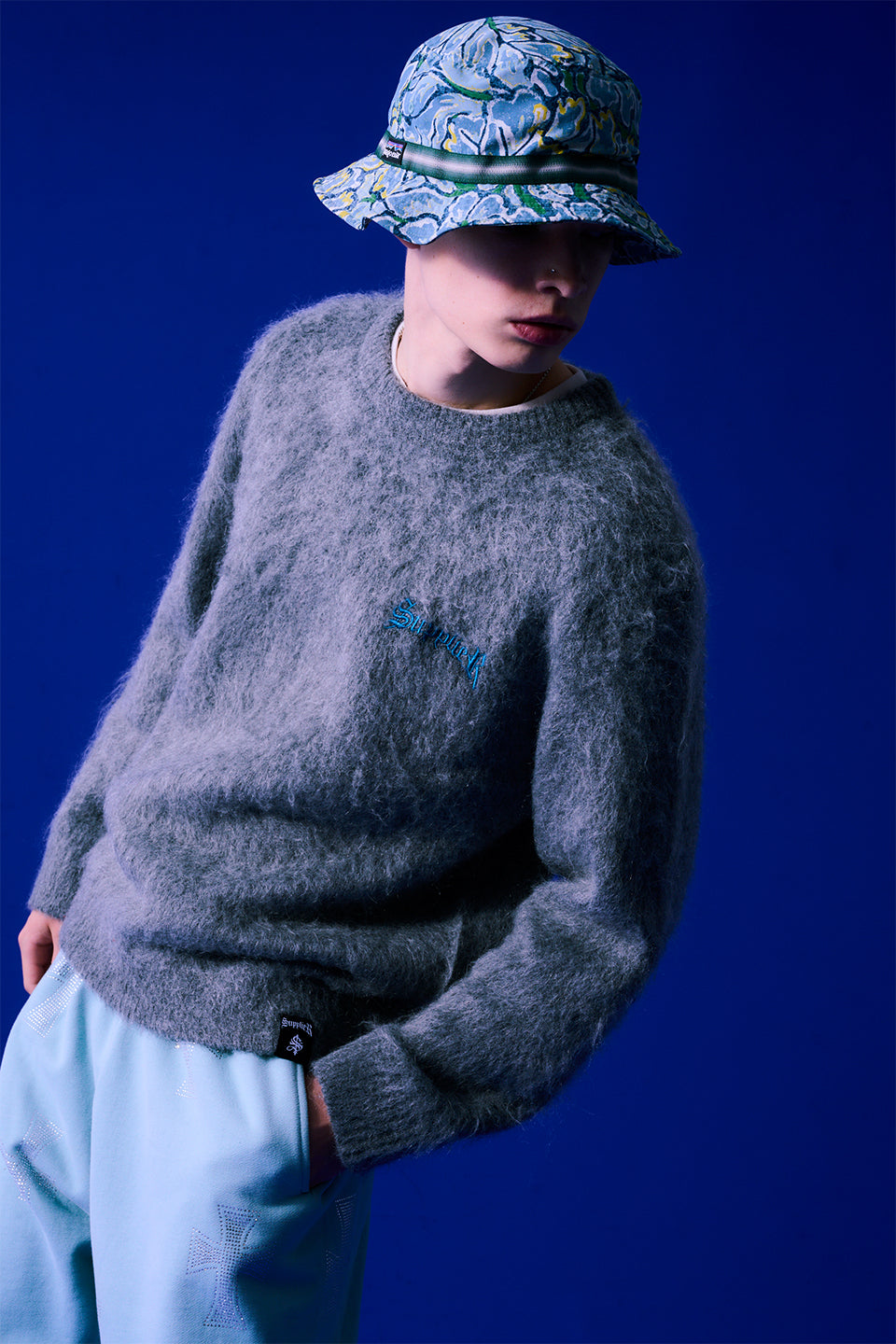 Cross Gradation Knit